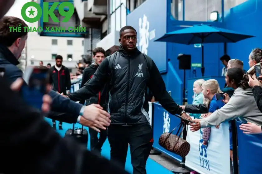HLV Slot xác nhận Konate dính chấn thương, chưa rõ mức độ nghiêm trọng (Ảnh: Evening Standard). HLV Slot xác nhận Konate dính chấn thương, chưa rõ mức độ nghiêm trọng (Ảnh: Evening Standard).