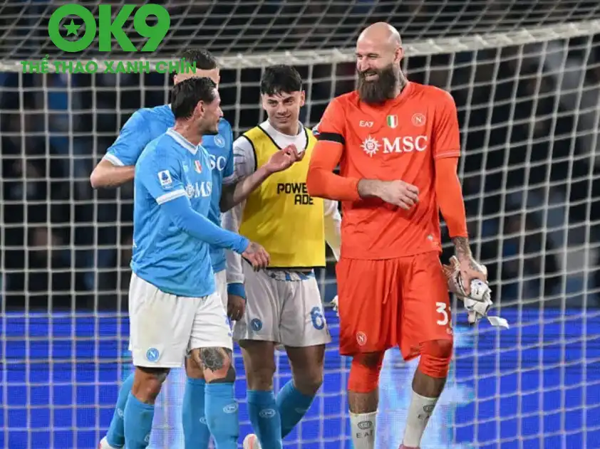 Napoli cần thể hiện nỗ lực hơn nữa nếu muốn vượt qua vòng bảng cúp C1 châu Âu mùa này (Ảnh: Goal) Napoli cần thể hiện nỗ lực hơn nữa nếu muốn vượt qua vòng bảng cúp C1 châu Âu mùa này (Ảnh: Goal)