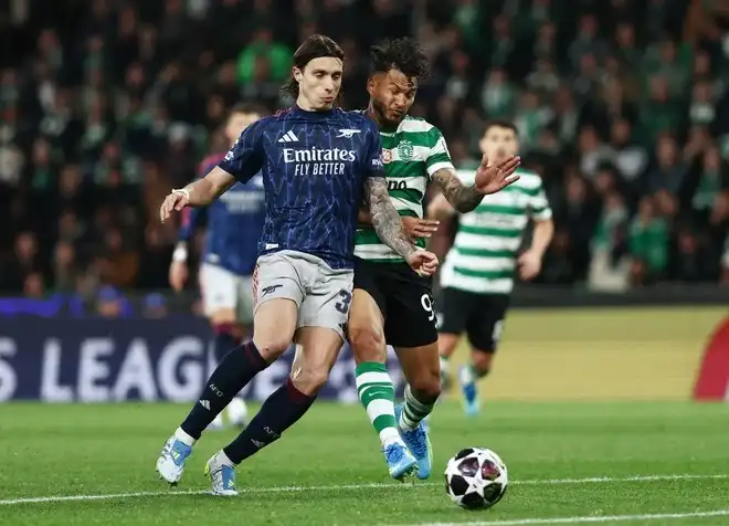 Chiến thắng của Arsenal tạo ra một hiệu ứng domino làm tăng tính cạnh tranh tại EPL. Chiến thắng của Arsenal tạo ra một hiệu ứng domino làm tăng tính cạnh tranh tại EPL.