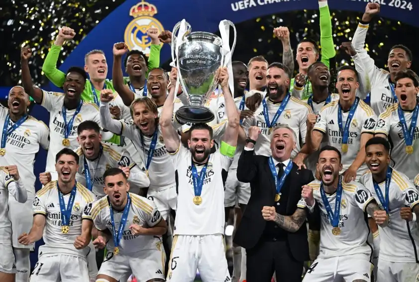 Sự trùng hợp giữa thất bại của Italia và thành công của Real Madrid